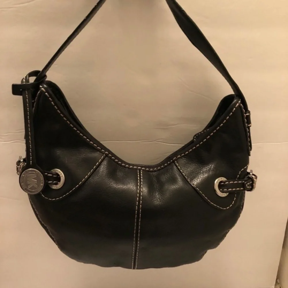 Michael kors vintage black leather hobo bag purse